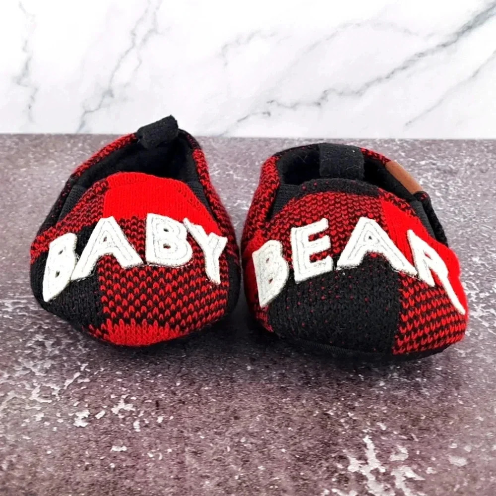 Dearfoams Baby Slippers - BABY BEAR on Buffalo Plaid Black and Red sz 3-6 month - Picture 2 of 7